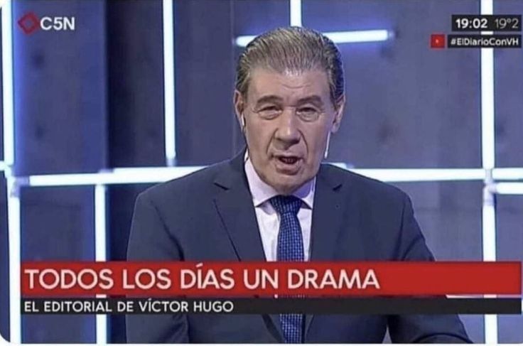 Drey_Hazz's tweet photo. Me da gripe, me da temperatura y ahora ME DAN CÓLICOS?! https://t.co/afAct63iwq