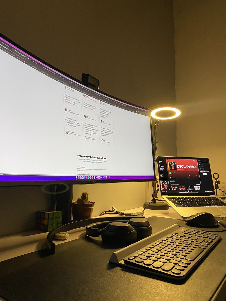 Ansh_twt's tweet image. Minimal Desk #ProofOfFortification #desk #desksetup #coding #programming #大河べらぼう #examtips #SharadRitu #MannKiBaat #AsharamjiBapuQuotes
