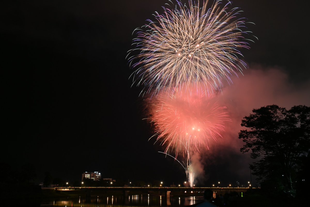 人吉花火大会公式 on X