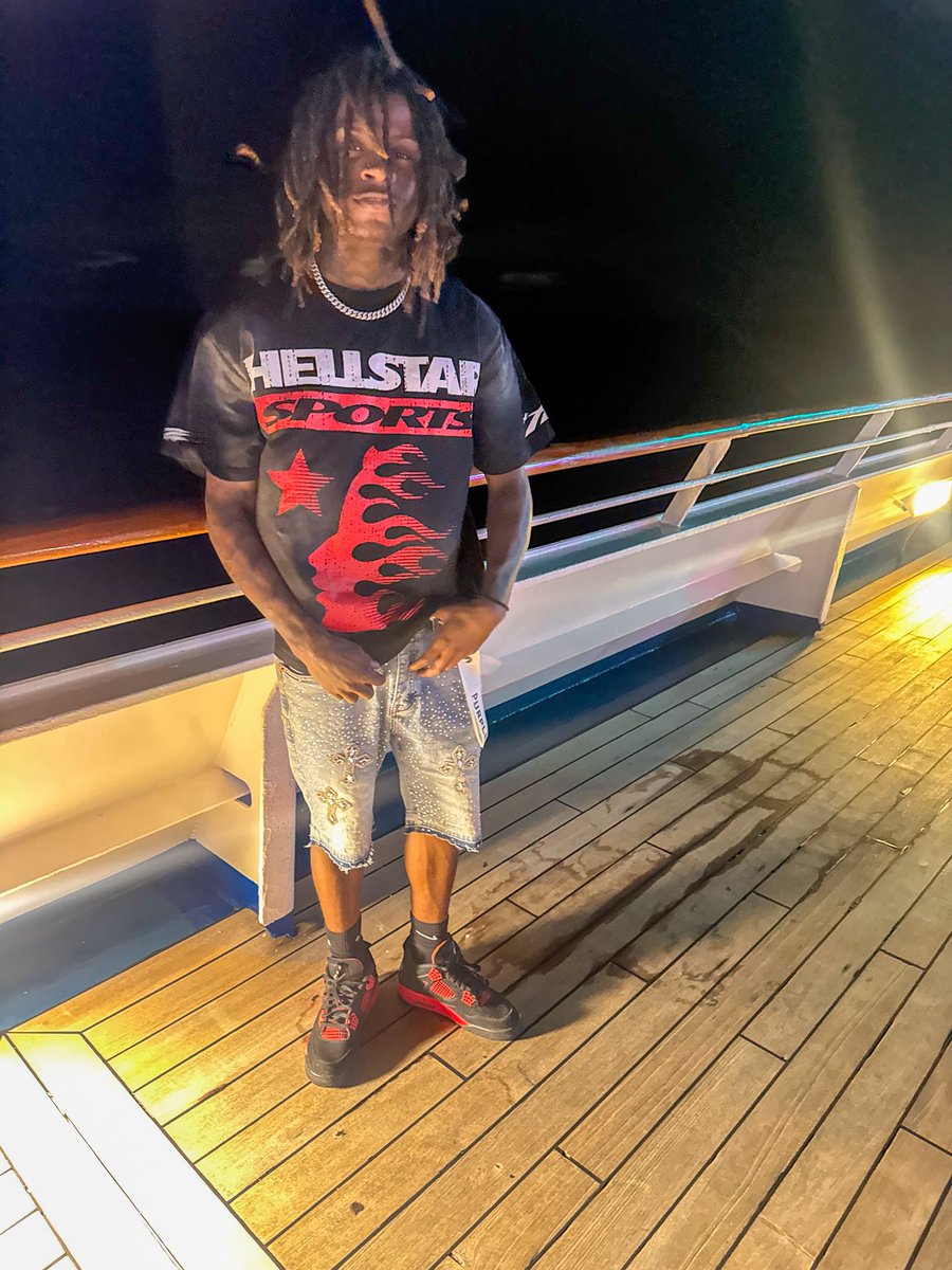 DantraviousK's tweet photo. ✈️🚢 https://t.co/NgMRxvWcr3