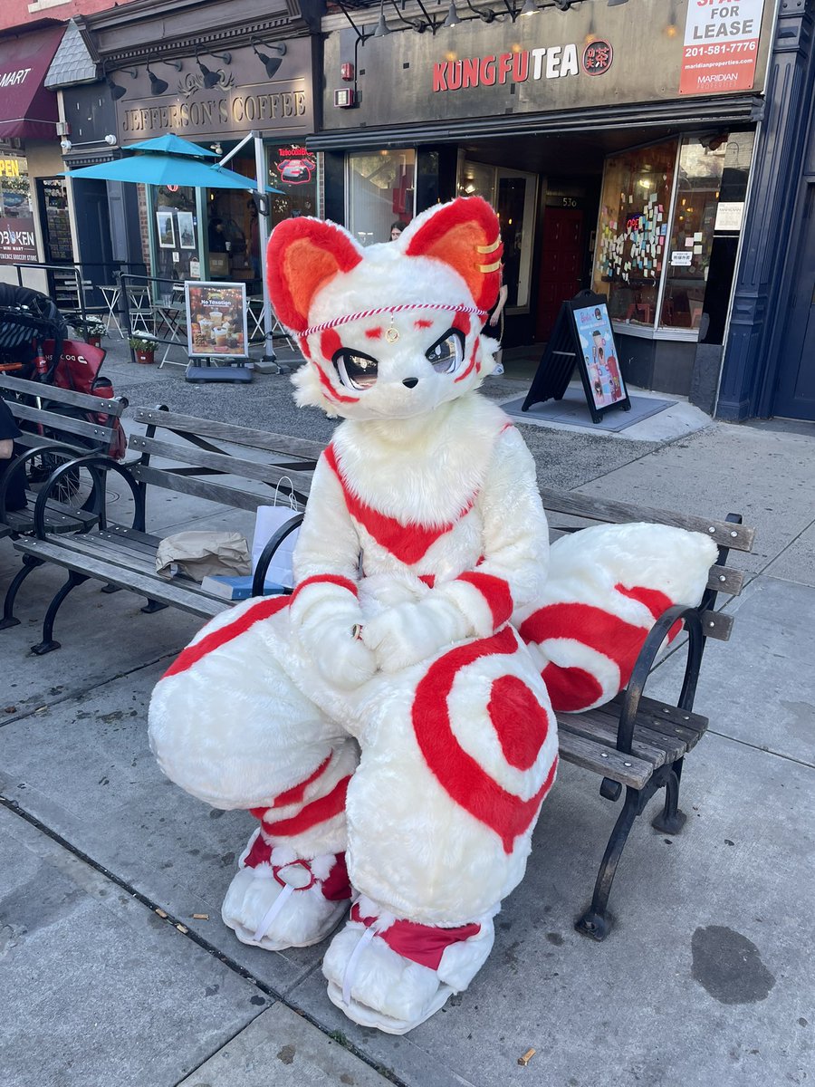 Kachi_233's tweet image. #FursuitEveryday 
#Hoboken Today I am in Hoboken.
