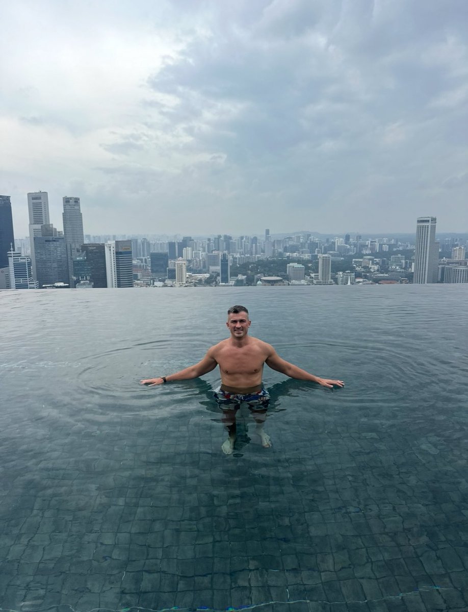 tony_tress's tweet image. Ahead lies TOKEN 2049 — five floors of people, hundreds of thousands of attendees, a world of networking.

It’s the place where you can find any contact you need.

Why is it so important to attend such events if you’re starting a business in the crypto world? Because as a…