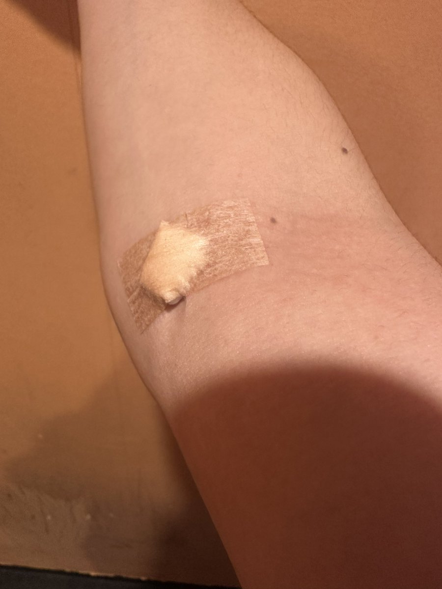 数億年ぶりの健康診断。
とりあえず注射が苦手。
まだピーマン食べる方がいい。

結果はどーなる！？

to be continued …..
