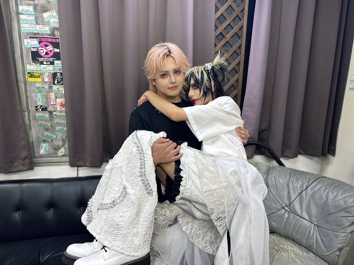 れおレオ 20-24 Kawasaki Ninja ZX-25R Passenger Seat Cover (Sport