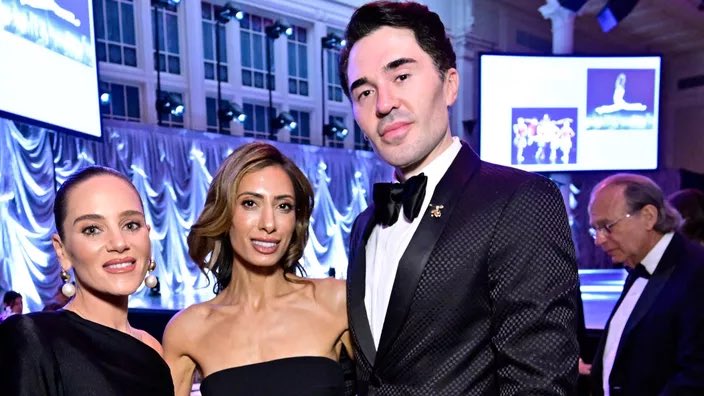 Delcroixx's tweet image. Le #MetOpera de #NewYork victime d’un mécène douteux et de ses rêves de grandeur lefigaro.fr/culture/le-met… via @Figaro_Culture