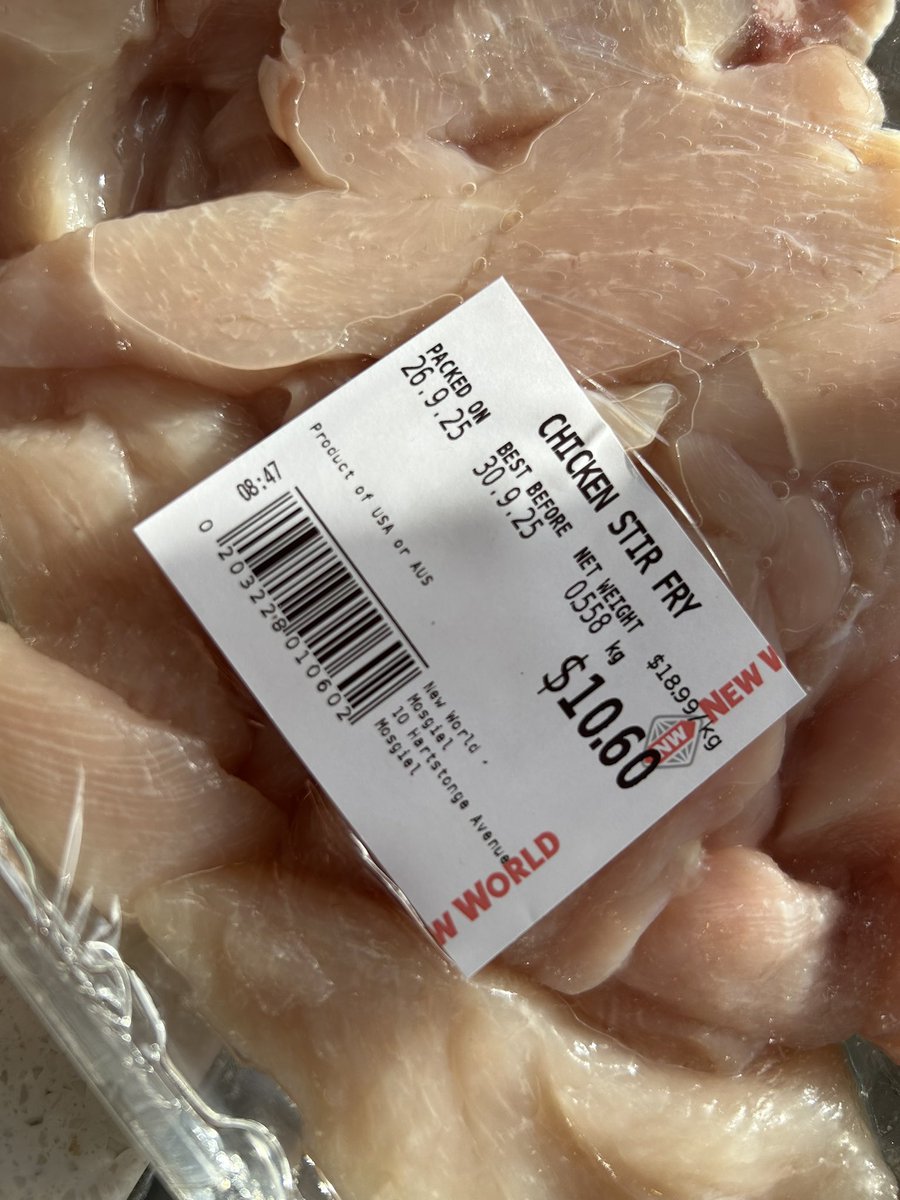 brainyblocks's tweet image. I’m used to pork products not coming from NZ anymore but chicken?! 🤷‍♀️