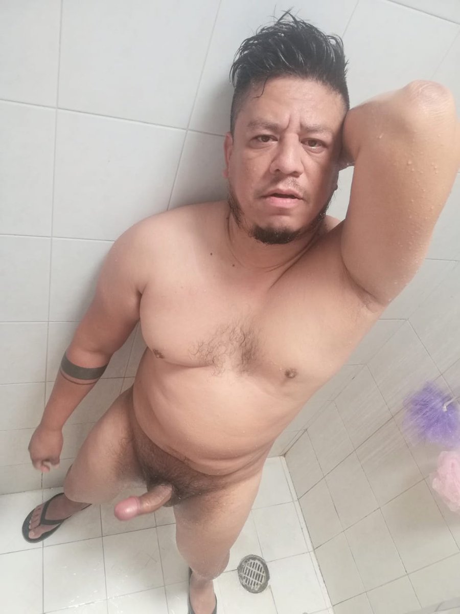 Tu y mi vato chupandola? 👿🍆💦😈