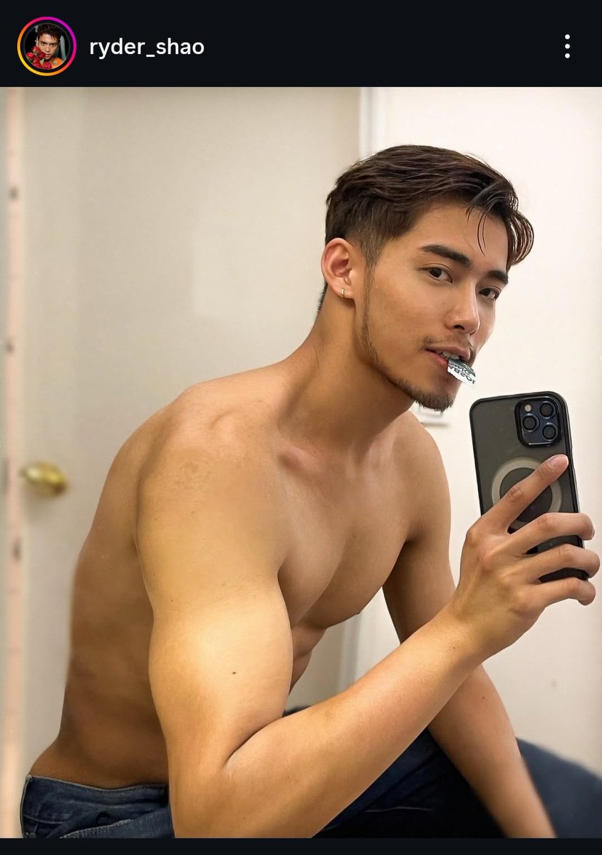 Maytee0331's tweet photo. Nudes https://t.co/kKYKJVmwAq