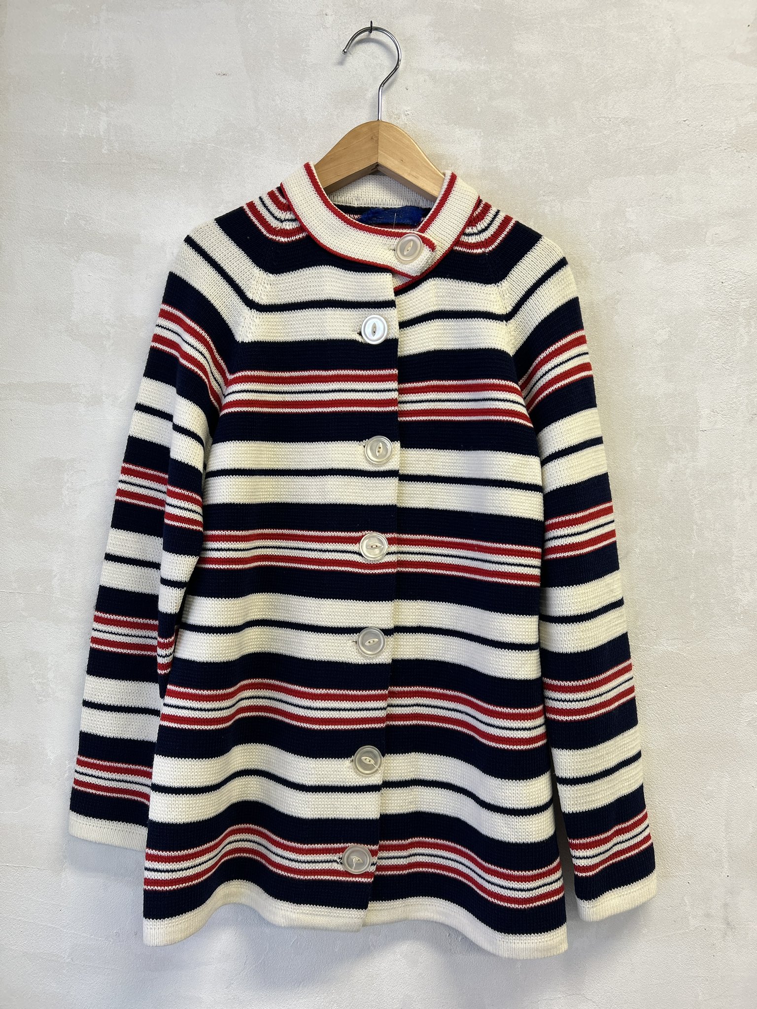 60's ストライプニットカーディガン ウール　猫目ボタン　ヴィンテージ 60's ストライプニットカーディガン ウール 猫目ボタン