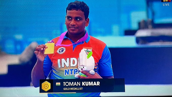 Jawan24x7's tweet photo. "A True Soldier's Fight Never Ends..!"🫡
CRPF Constable Toman Kumar lost his leg to a landmine in Jharkhand’s dense forests during a 2022 operation but not his courage. He won gold in the individual event at the 2025 World Para Archery Championship.🥇
#TomanKumar #wordarchery https://t.co/7iR5A4QV4a