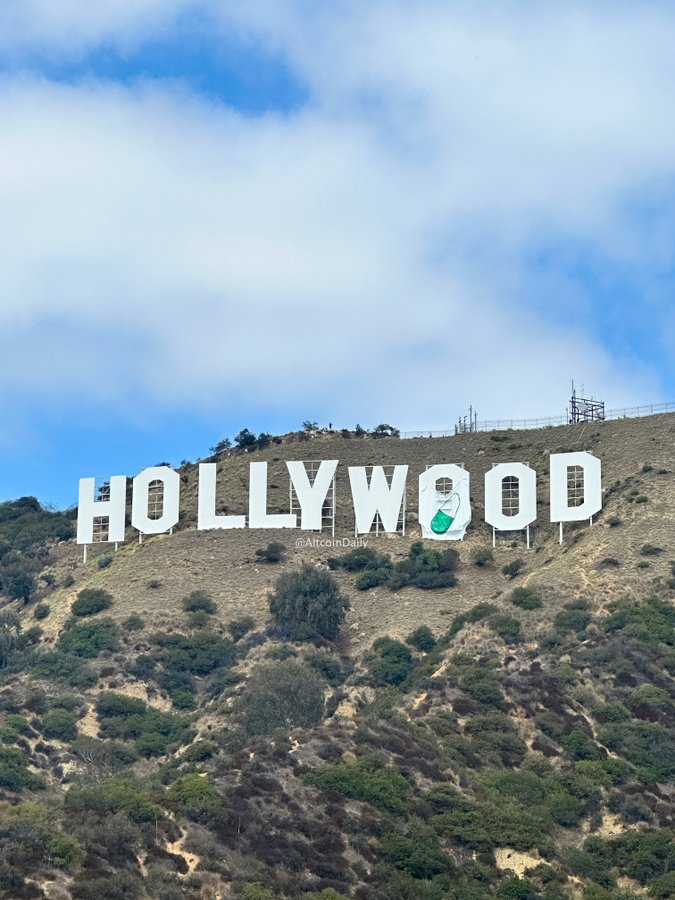 pumpfun streamers gone wild. added pump logo on hollywood sign.

all of them got arrested.

creator capital markets!