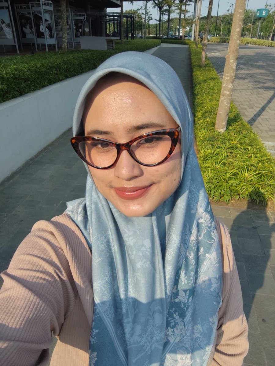 make up cuma pake skintint tapi hasilnya senatural inih🤩