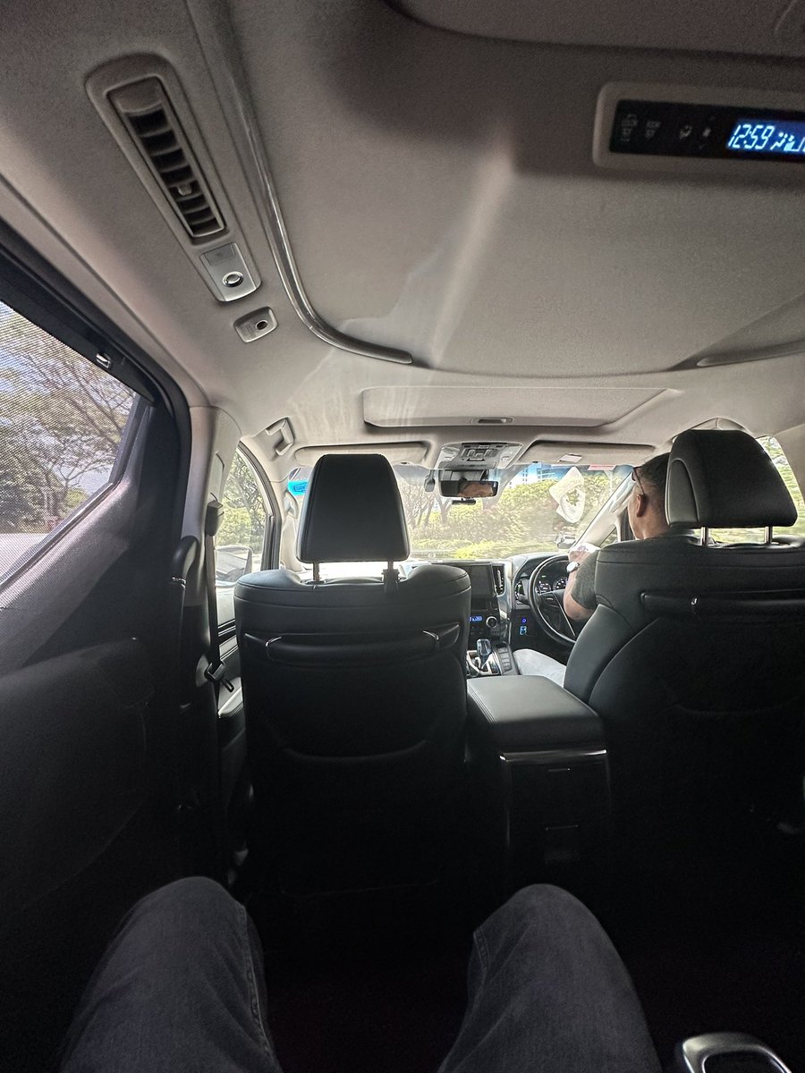 darenfoo's tweet photo. Shout out to Team @KASTcard  giving the special VIP treatment ahead of a crazy week at @token2049 

The only crypto card you should own https://t.co/Pyj0djtIGB