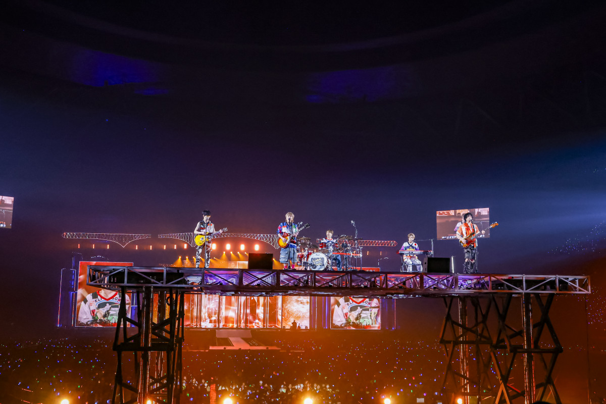 SUPER EIGHT/超 DOME TOUR 二十祭 「沖田恋華 」 超DOME TOUR 二十祭｜SUPER EIGHT / INFINITY RECORDS 公式サイト