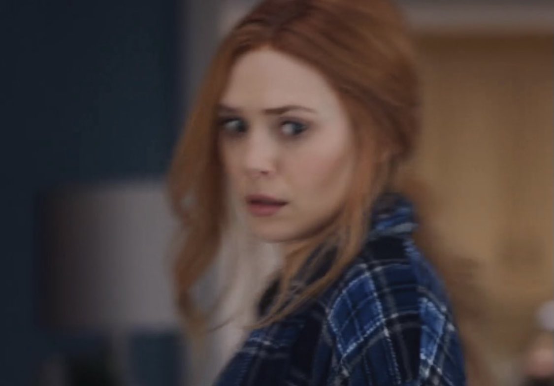 The ending is very nice, but I wanted to know how the prince returned to the future or how he found her. Also, what happened to Ji Heong? Was she in a coma? Did she have an accident? #BonAppetitYourMajesty