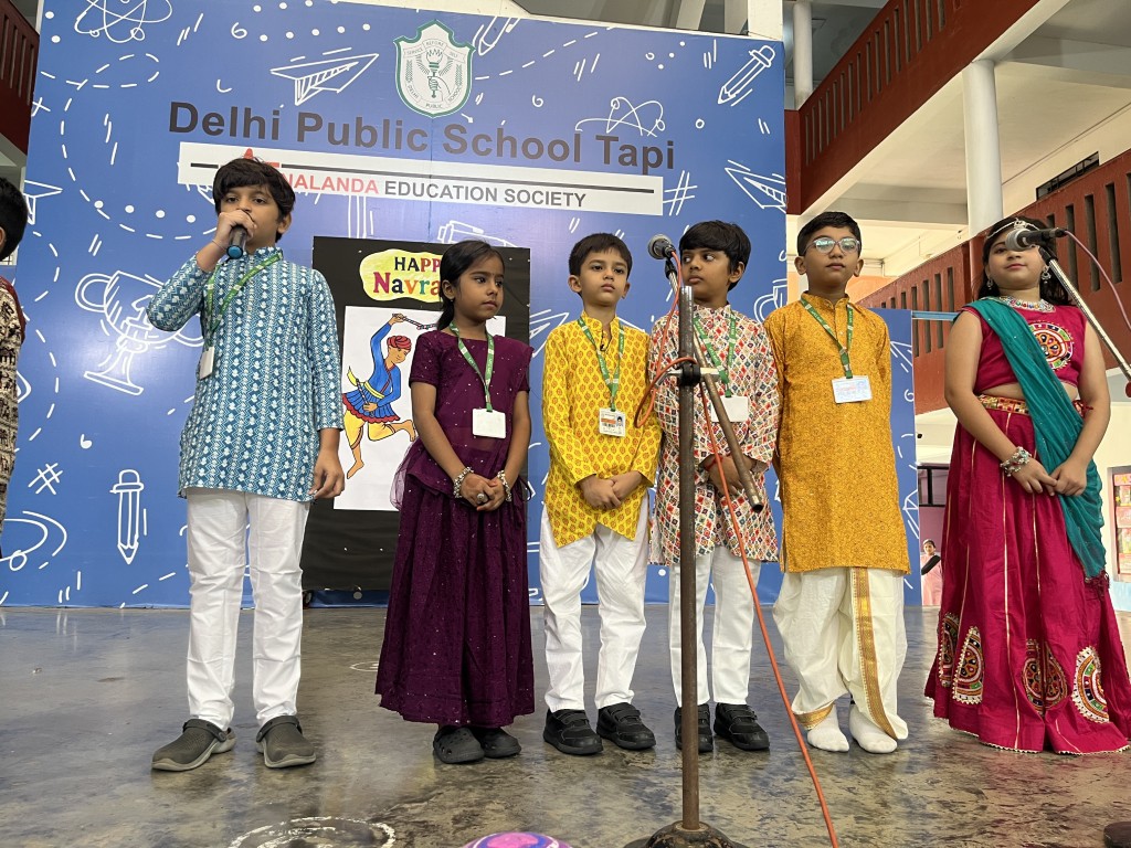 DPSTapi's tweet image. Class III-B conducted a vibrant Navratri Special Assembly with devotion and enthusiasm on 26 September 2025.