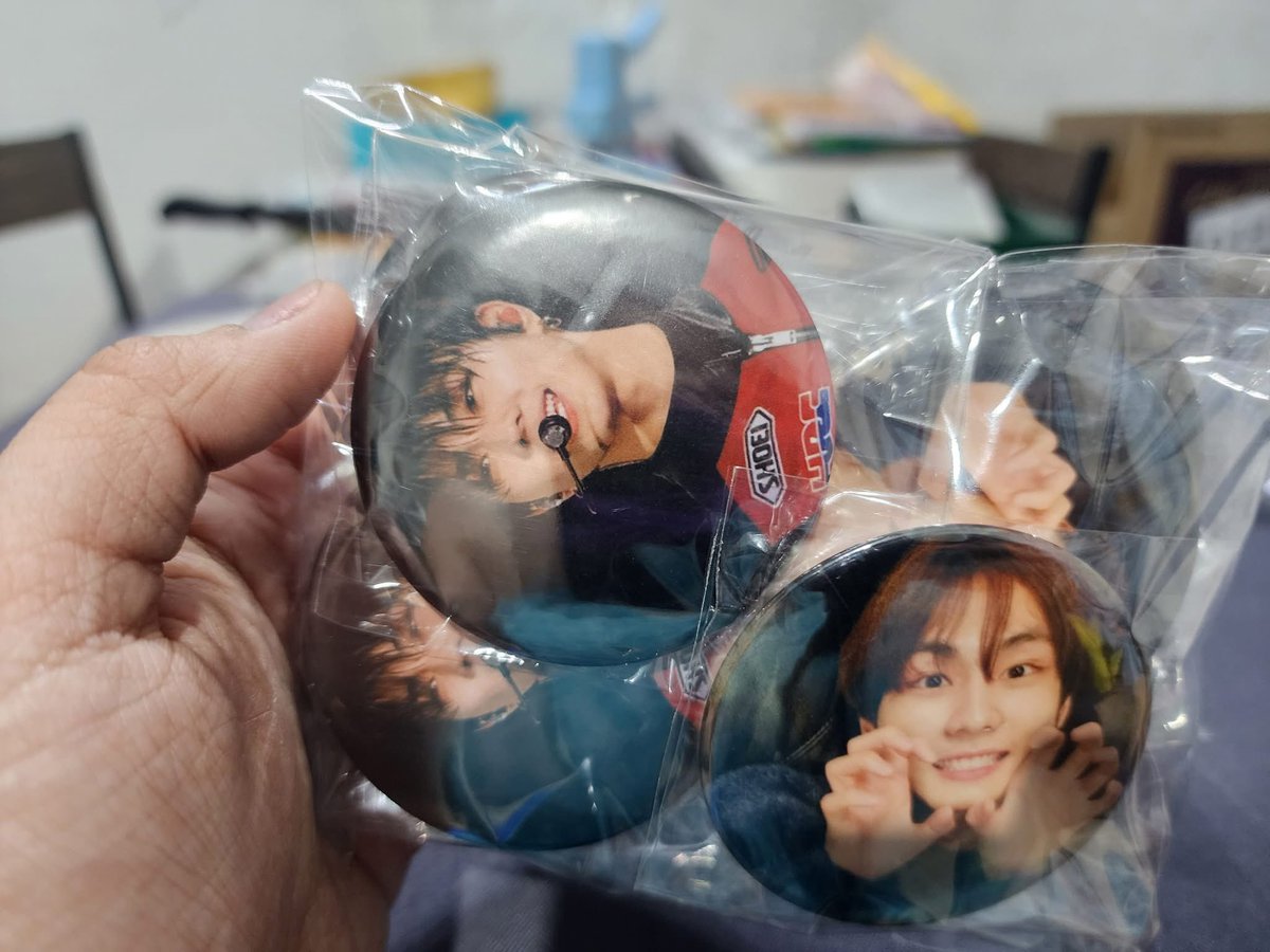 donnamirasol's tweet photo. Walk the Line Singapore
freebies by gastadonnawon @donnamirasol @gastadonnawon

 Let’s trade..🥰 I have all members d lng kasya pics..🤭

Singapore Indoor Stadium
 October 3 and Oct 5, 2025
 Time &amp; Loc TBA 

See youuu!!🧡🐈🐈‍⬛

#enhypen #jay #jungwon #heeseung #engene https://t.co/f0zXFhJPUt