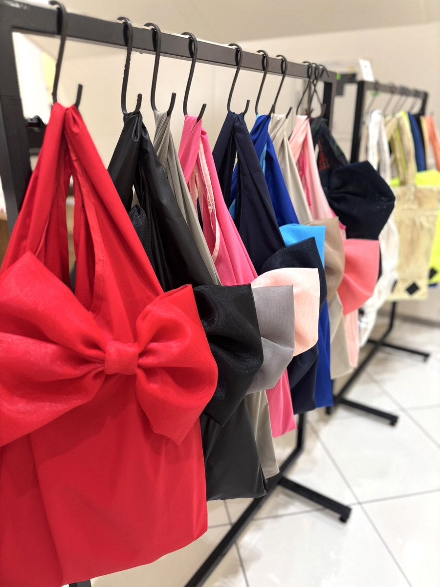 プレスMです♪ただいま西宮ガーデンズで開催中のRibbon hakkaのPOP UP SHOPは10/1(水)まで！お近くの方はぜひ会期中に足をお運び下さい♪場所：西宮ガーデンズ 本館1F南モール POPUPスペース ⇒x.gd/H4V9z
#期間限定ショップ
#popupshop
#西宮ガーデンズ
#韓国雑貨
#おしゃれ雑貨