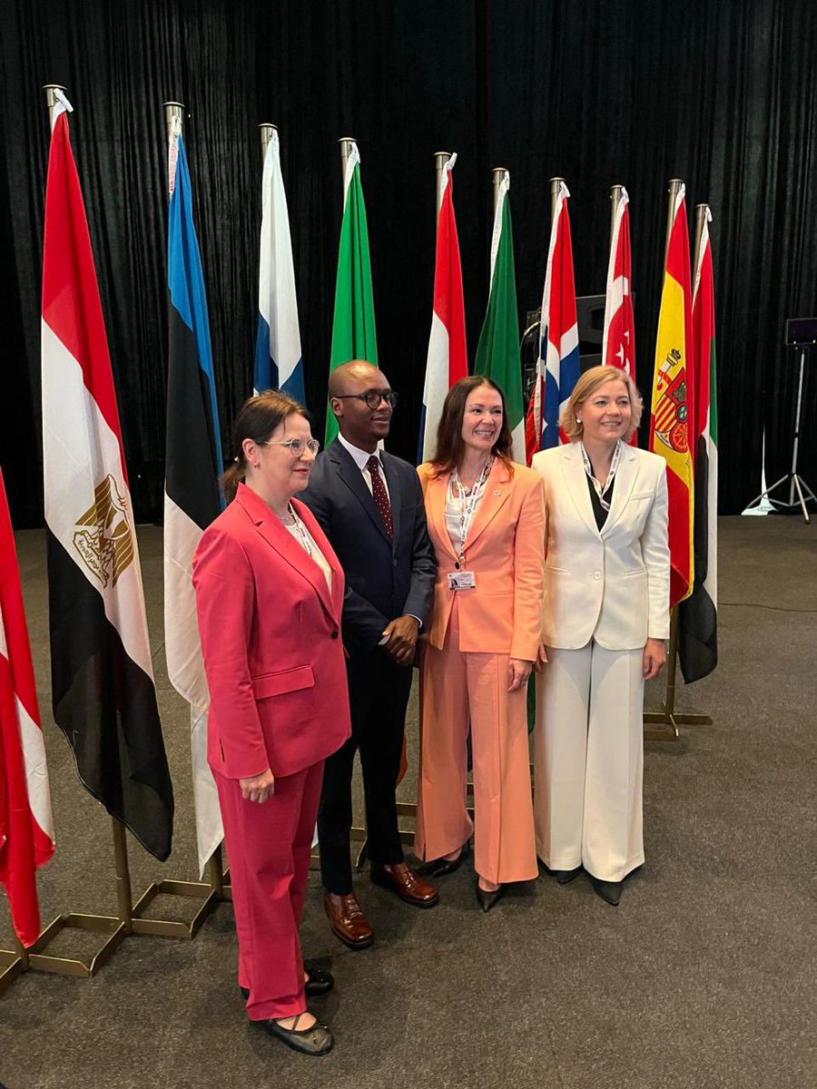 Sandra Kramer 🇪🇺 (@sandrakramereu) on Twitter photo Starting the G20 Digital Economy Ministerial meeting this morning in Cape Town <a href="/SollyMalatsi/">SollyMalatsi</a> and 🇪🇺 <a href="/HennaVirkkunen/">Henna Virkkunen</a> <a href="/LiisaPakosta/">Liisa Pakosta</a> <a href="/LuluRanne/">Lulu Ranne</a> Starting the G20 Digital Economy Ministerial meeting this morning in Cape Town <a href="/SollyMalatsi/">SollyMalatsi</a> and 🇪🇺 <a href="/HennaVirkkunen/">Henna Virkkunen</a> <a href="/LiisaPakosta/">Liisa Pakosta</a> <a href="/LuluRanne/">Lulu Ranne</a>