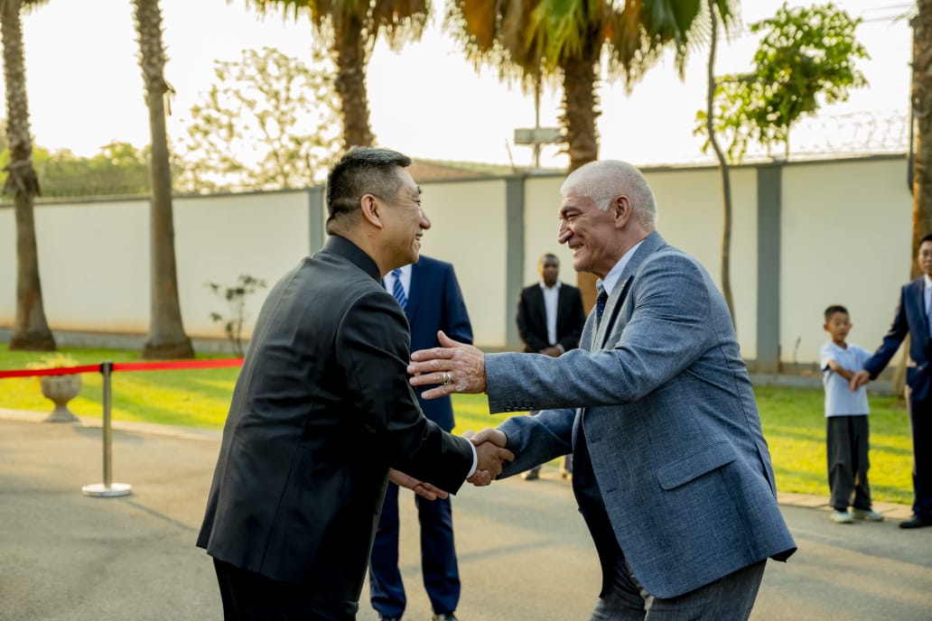 RusembZ's tweet image. 🇷🇺Embassy of Russia in Zambia took part in event dedicated to the National Day of the People’s Republic of China. Amb. A.A. Yarakhmedov congratulated Amb. Han Jing and colleagues on the upcoming holiday. #RussiaZambia #China