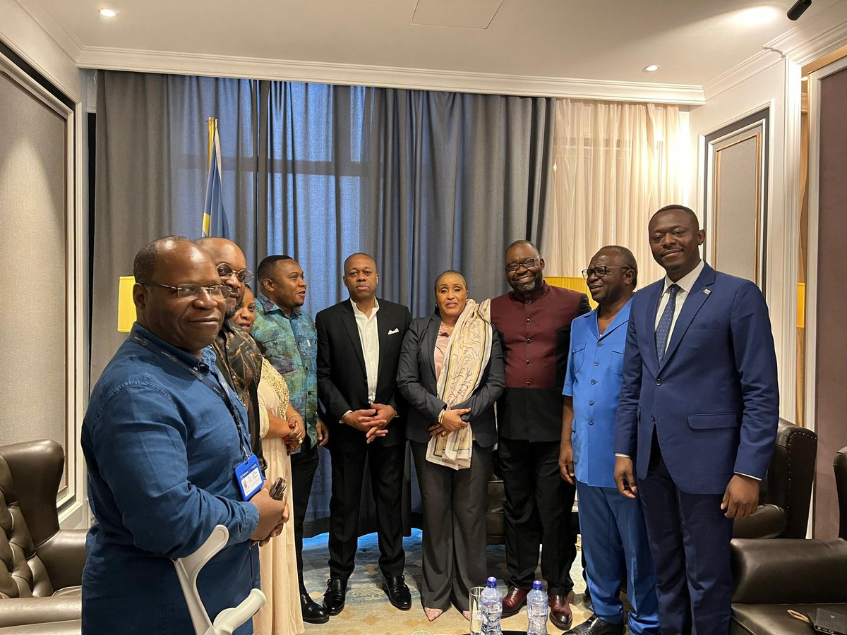 🔴#RDC Kinshasa, Fleuve Congo Hotel — Réussir ensemble : Une réunion Conseil d’administration – Cadres de la société,  au cœur d’un engagement renouvelé pour la #SNEL

Quelques jours après la nomination du nouveau Directeur Général Teddy <a href="/ted_lwamba/">Teddy Lwamba</a>, dans l’atmosphère feutrée et
