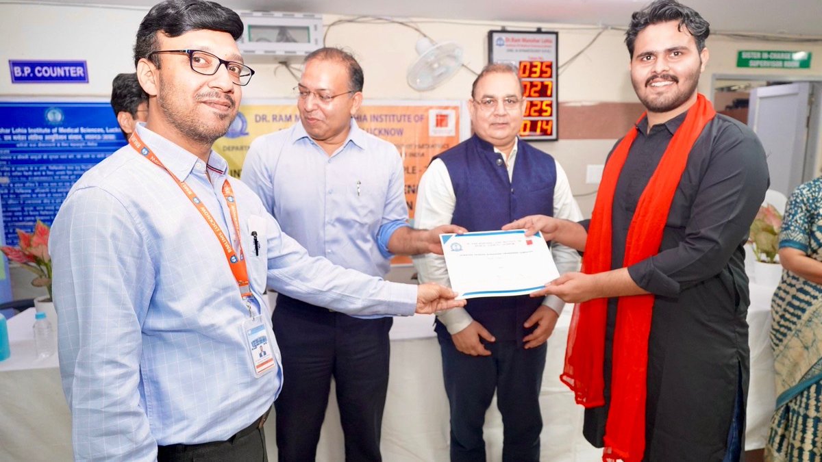 दिनांक 27-09-2025
डॉ. राम मनोहर लोहिया आयुर्विज्ञान संस्थान, लखनऊ में अंतर्राष्ट्रीय बधिर व्यक्ति सप्ताह के उपलक्ष्य में नवजात श्रवण स्क्रीनिंग पर जन जागरूकता कार्यक्रम का आयोजन, ईएनटी विभाग ने बाल रोग विभाग के सहयोग से किया।