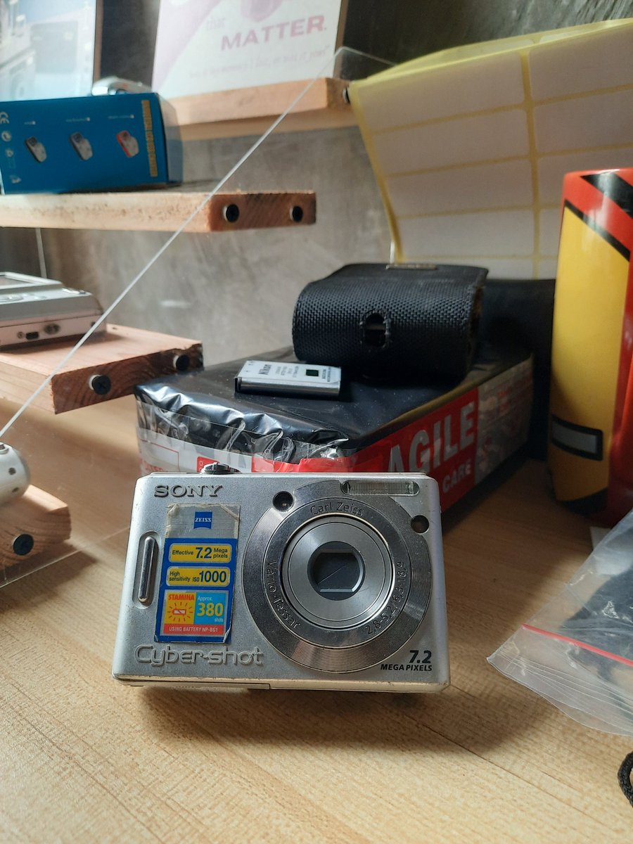 WTS WTB digicam tweet media