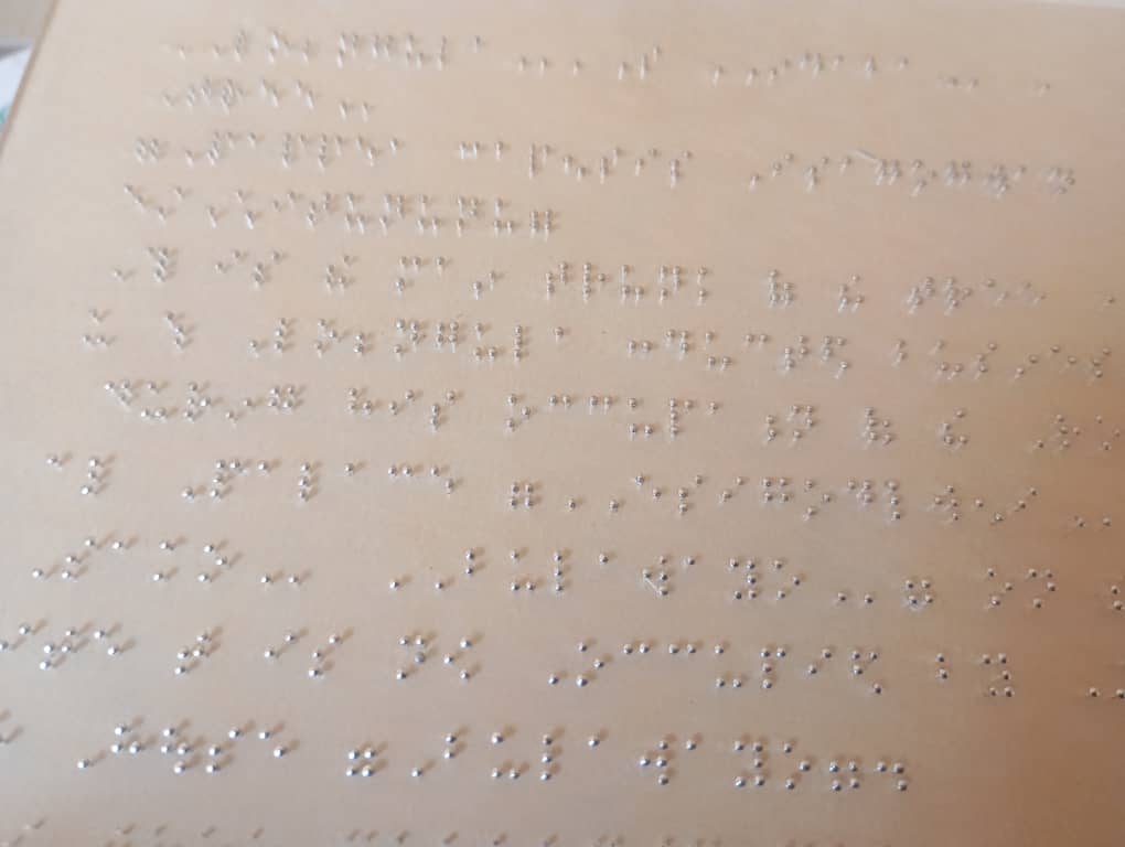 SkillsAuditDvt's tweet image. Enock Mawema produces hand-crafted braille materials for visually impaired visitors at Zimbabwe’s heritage sites. Each dot is precisely made for tactile clarity, making museums inclusive &amp;amp; accessible. 
#brailletranslation, #tactiledesign &amp;amp; #culturalheritage knowledge. #Inclusion
