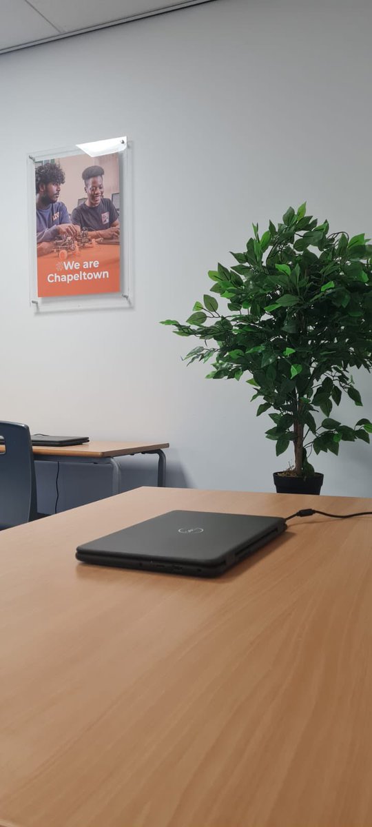 ChapeltownAcad's tweet image. Shhh… 🤫 Our new Silent Study Room is open!
Created from your feedback ✅
For staff & students ✅
All day, every day ✅
#StudySpace #StudentVoice