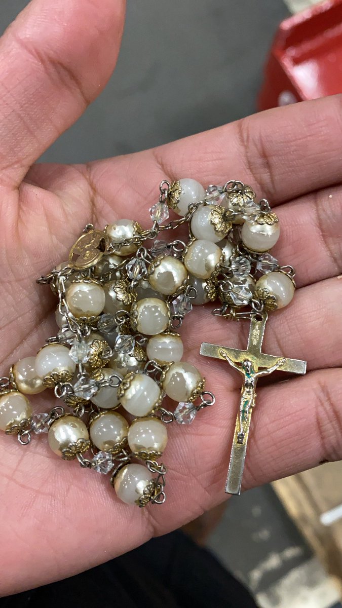 CatholicDiego's tweet image. “Let those who wait in hope for you, Lord of hosts, not be shamed because of me. Let those who seek you, God of Israel, not be disgraced because of me.”
Psalms 69:7 

Don’t let this account fool you, I fail just as much as the next sinner. But no matter what, I truly hope that…
