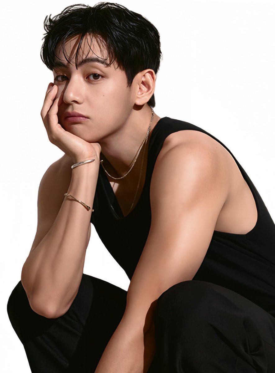 taehyung you’re such an handsome man