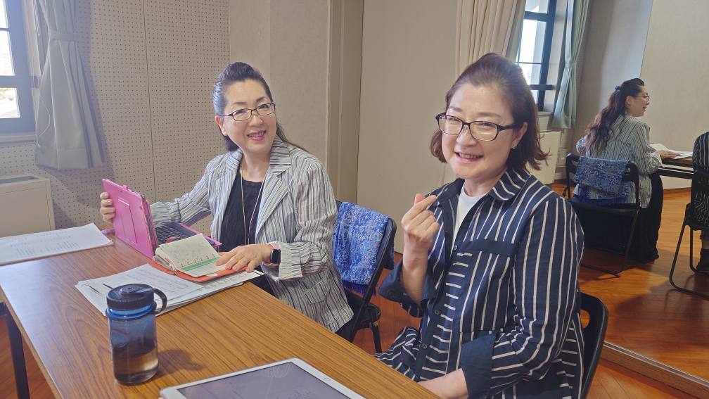 エポックステージ✨
稽古が進んでおります☝️
ナビゲーターの末吉さんも合流して流れを確認していきます。
こんなステージが面白い！という、名古屋二期会のエポックを若手が創ります。💪
（あたたかく見守る制作理事）

チケットお求め・詳細はコチラ↓↓↓
event.menicon-ba.co.jp/event_info/eve…