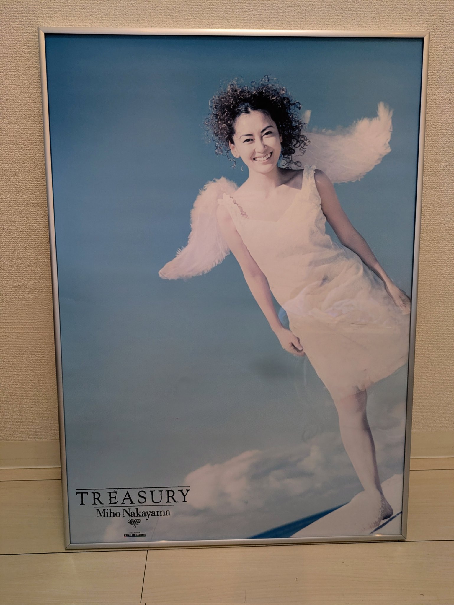 中山美穂 　天使の羽をつけたミポリン　入手困難非売品グッズポスター 中山美穂 天使の羽をつけたミポリン 入手困難非売品グッズ
