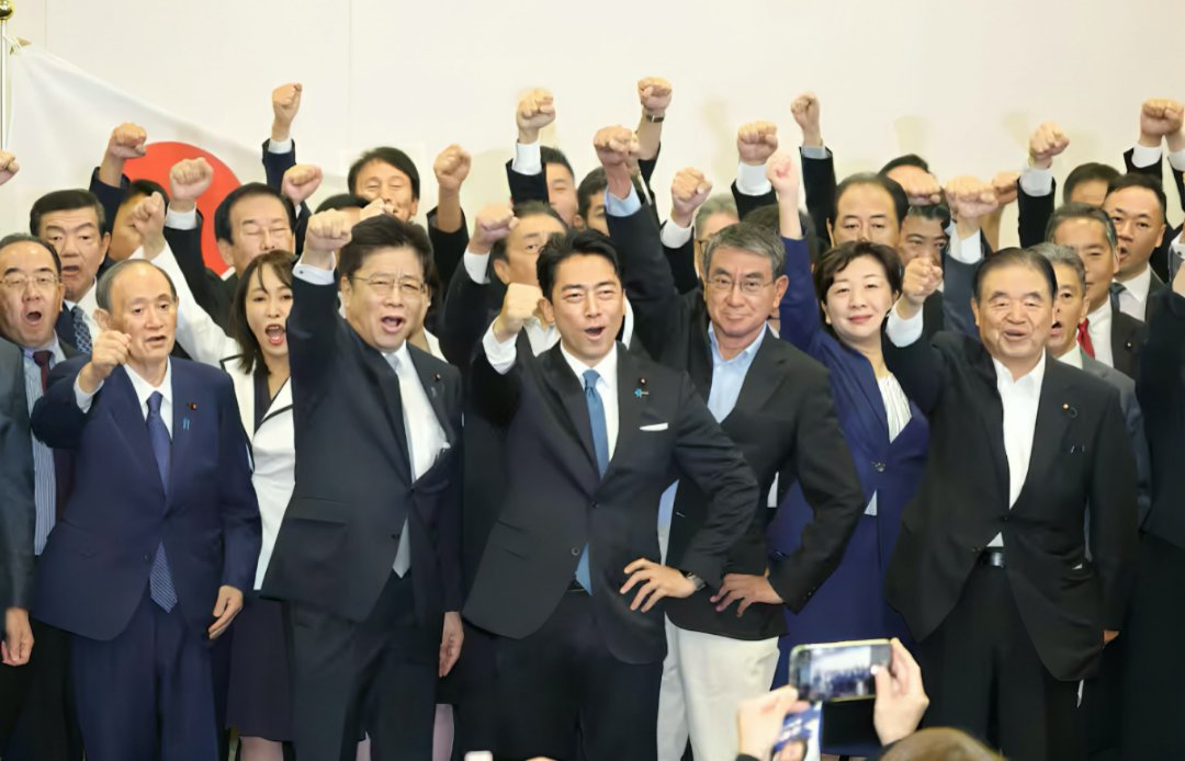 【自民党総裁選】ANN中盤情勢　
国会議員票　小泉進次郎氏（80人上回る）がトップで林芳正氏（60人）が2位、高市早苗氏（50人）は3位に

これだけ国民がステマ問題で怒ってるのにそれでもスンズローを支持する自民党議員たちってよっぽど頭が悪いか破滅願望でもあるの？