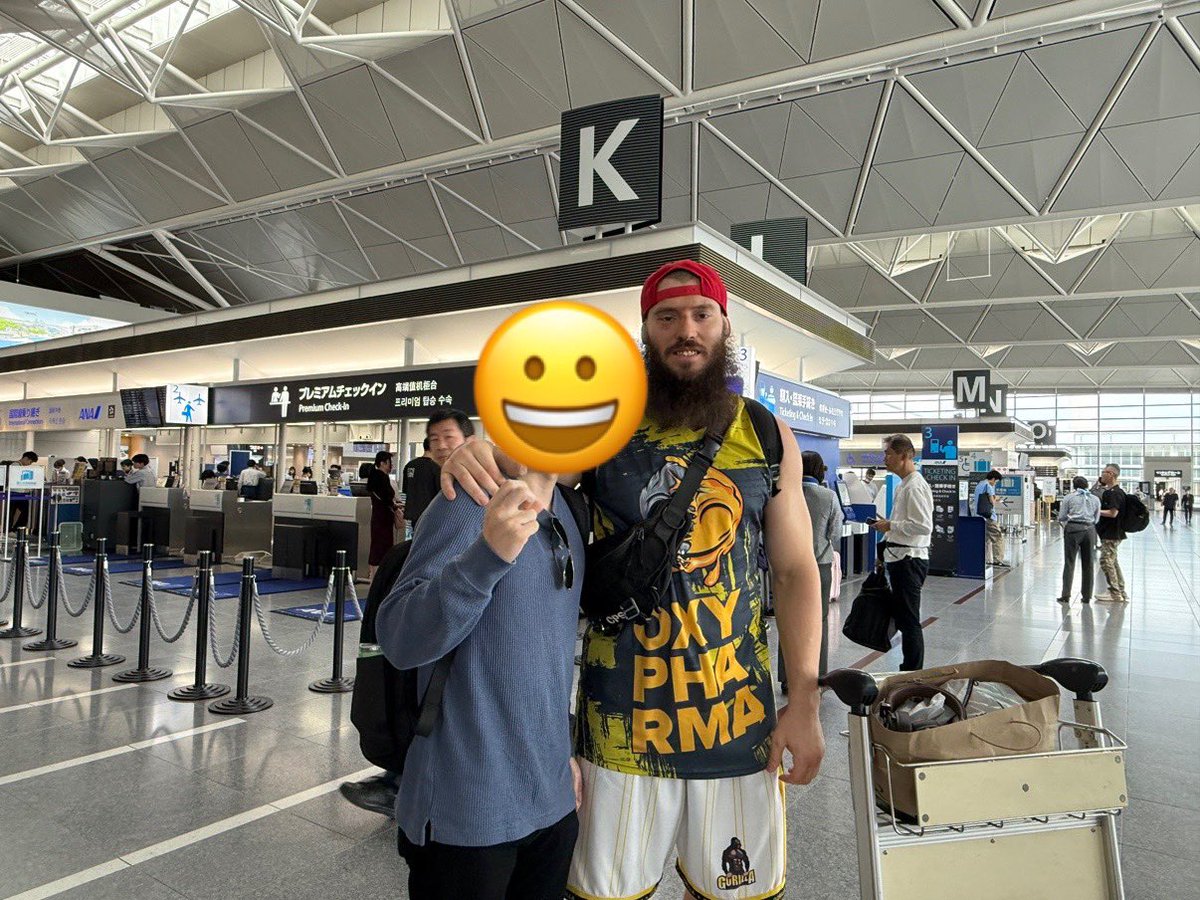 空港でコレダトキンと遭遇！