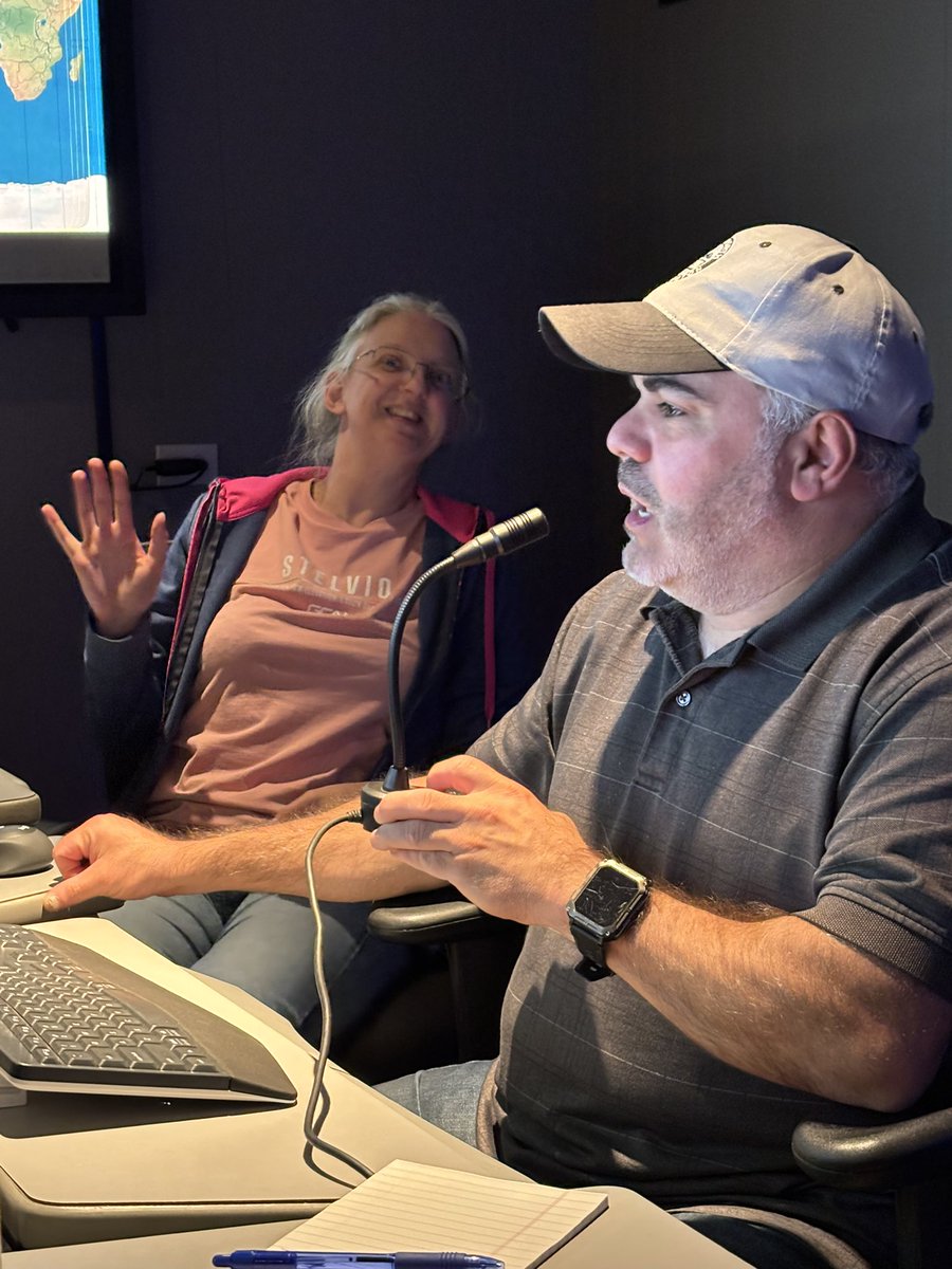 VE7SCC's tweet photo. 🔊 Shant VA7KHA, Wendy VA7WRD, and Richard VA7RLW — put together a great net to start your week off right.
📡 When: Monday nights at 19:30 PT
📡 Where:
•VE7MFS repeater 145.310 MHz (-600 kHz, tone 127.3 Hz)
•FM simplex 146.430 MHz
•SSB (USB) 144.220 MHz
•Winlink Too! https://t.co/vKXY7TkPtj