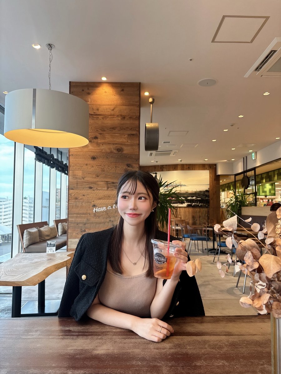 秋トップス＆ジャケット🌼 チラッと肩見せトップス＆ゆるジャケットが