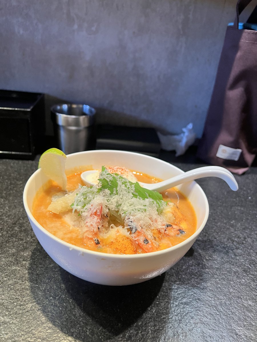 該趁離開台中前把google的清單結一結ㄌ
蟹湯跟龍蝦湯都好讚🤤
#胭脂 #推特ㄘ