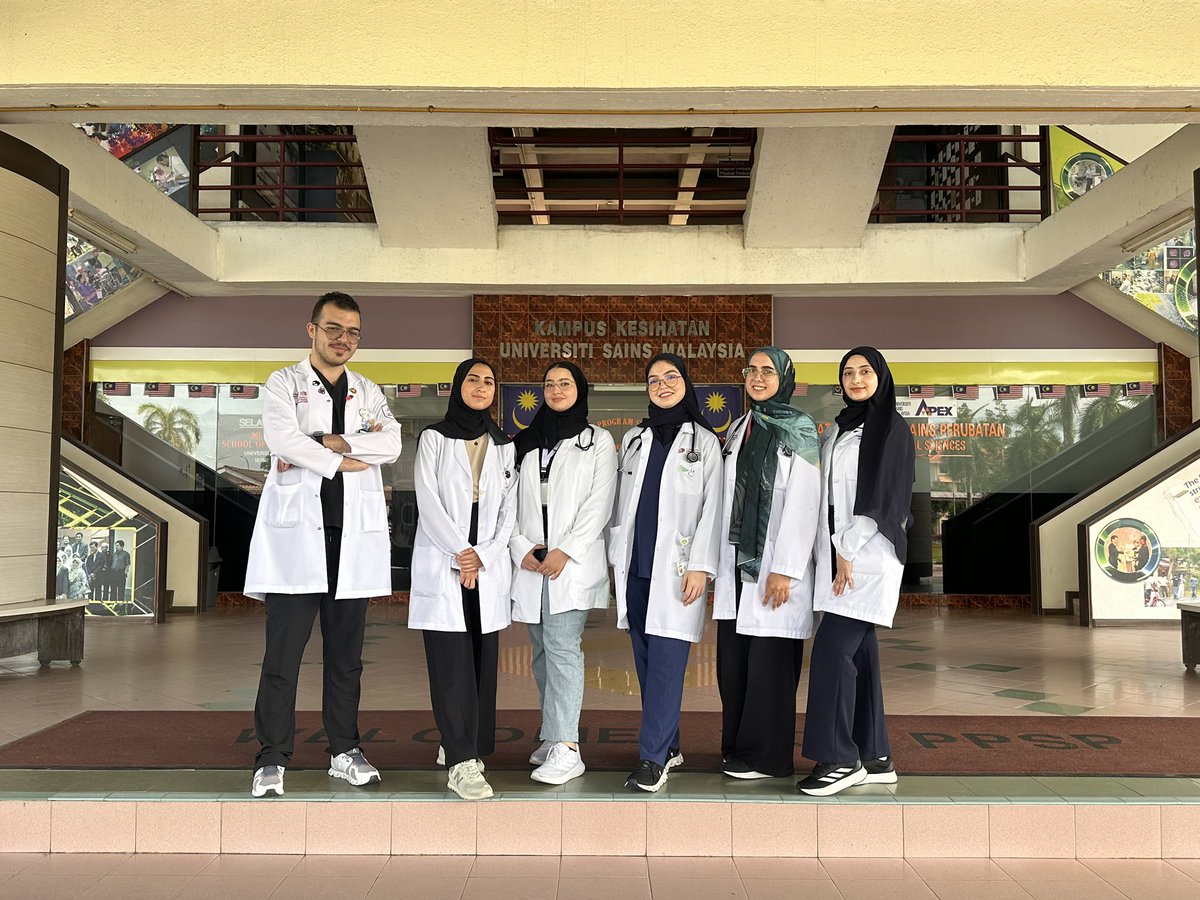 QU_Health's tweet image. ✨ CMED senior & fifth-year students from Qatar University completed their elective at Universiti Sains Malaysia!
They gained diverse clinical exposure, broadened perspectives, and proudly represented QU abroad. 👏
#QUHealth #GlobalLearning