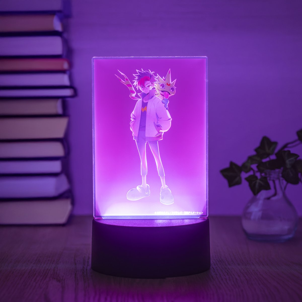 🟣#デジモンビートブレイク🟣
【10/5（日）新商品発売!】
デジモンビートブレイク LEDアクリルスタンドが登場！

『DIGIMON BEATBREAK』から描き下ろしイラストを使用したLEDアクリルスタンド✨
お部屋のインテリアとしても◎

詳細は👇
toei-anim.co.jp/anibirth/popup…

#デジモン #Digimon