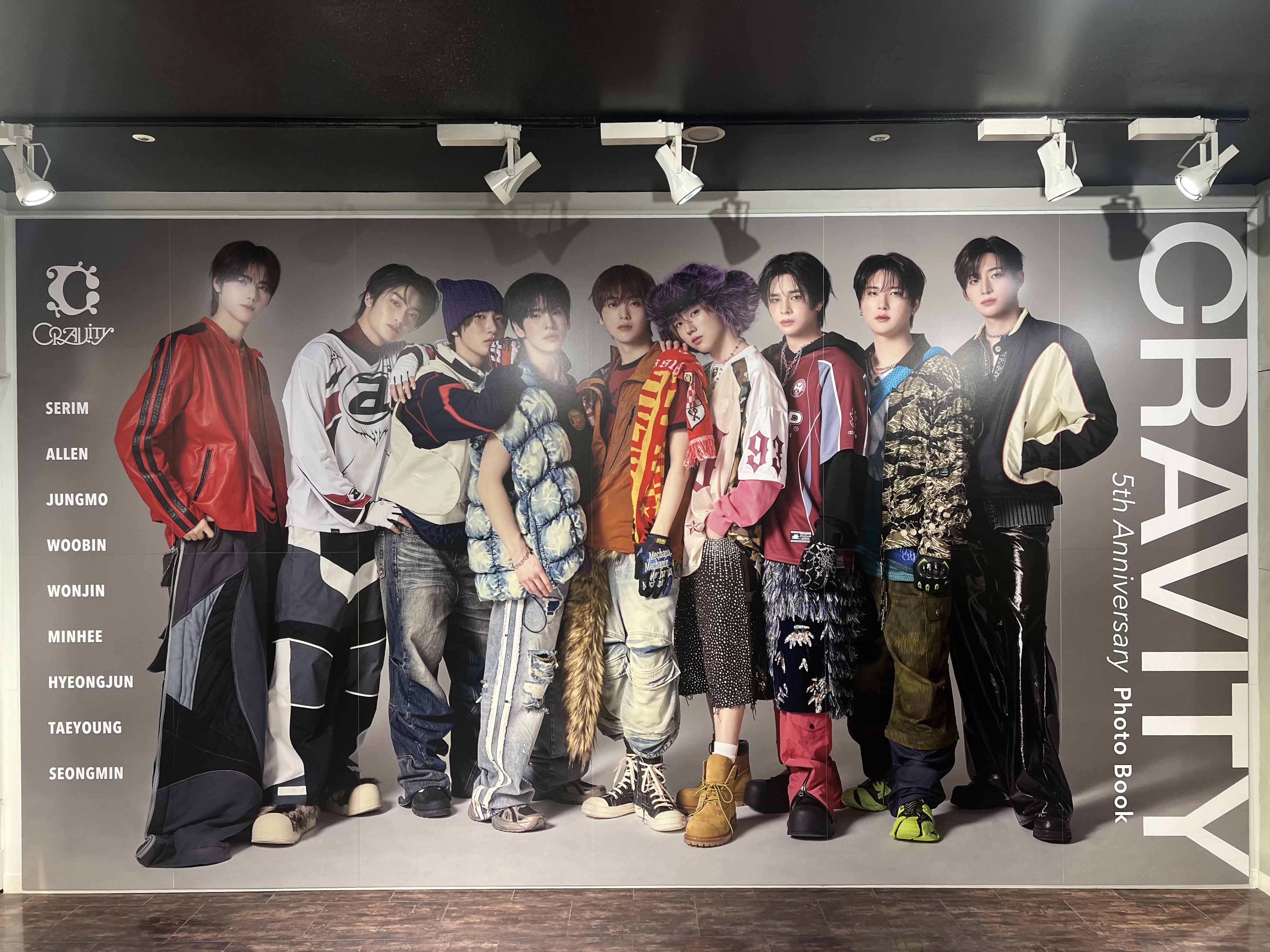 CRAVITY 5th Anniversaryフォトブック Classic 9枚 jp.ktown4u