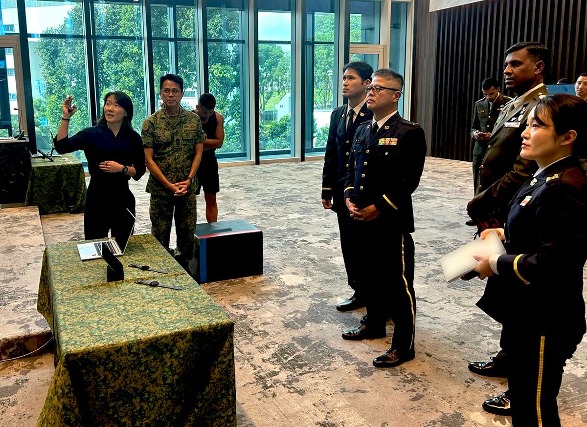 🇯🇵🇸🇬綿引 #陸上自衛隊 最先任上級曹長 は、9月26日、荒井陸上