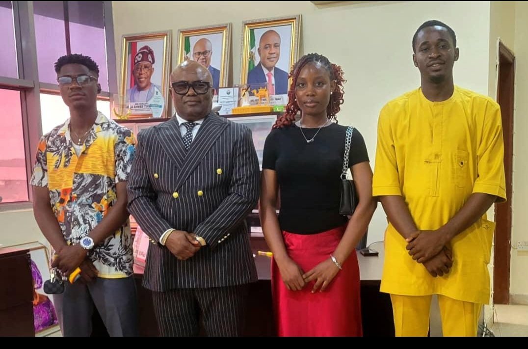emperors_code's tweet image. As the Enugu State NACOS ICT Dir, I’m grateful to the Hon. Commissioner for Science & Technology @PrinceL27860512 4 warmly receiving us and accepting to speak at the Enugu St. NACOS Convention 2025.
Thank you, sir, for your dedication to technology and youth empowerment in Enugu!