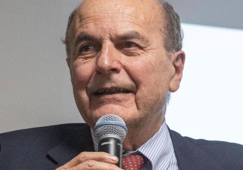 Auguri per i tuoi 74 anni caro Pierluigi <a href="/pbersani/">Pier Luigi Bersani</a>
Sei uno ddgli uomini più lucidi di questo Paese!