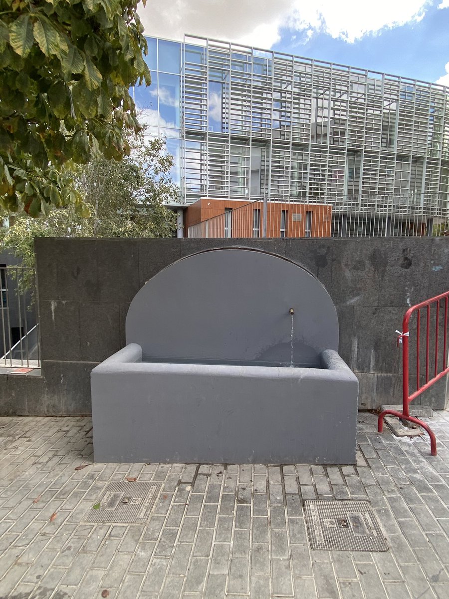 Para la recuperación y mejora de fuentes y pilares históricos solicitamos al <a href="/AytoBaza/">Ayuntamiento de Baza</a> que se intervengan adecuadamente por especialistas, evitando lo que se lleva haciendo hasta el momento. Vean los Caños de Rabalía, catalogados en PGOU (VF-8), un verdadero atentado patrimonial.