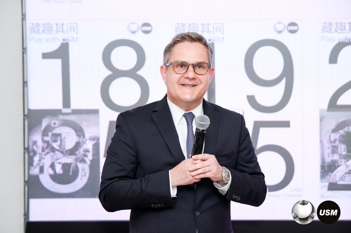 SwissCGShanghai's tweet image. From a workshop in Münsingen to showrooms in London, NY, Paris, and now #Shanghai! CG Bachmann was delighted to join the USM China Top Management for the showroom opening ceremony, while DCG Fritsche took part in the evening program. Congratulations to @USMfurniture. #Modularity
