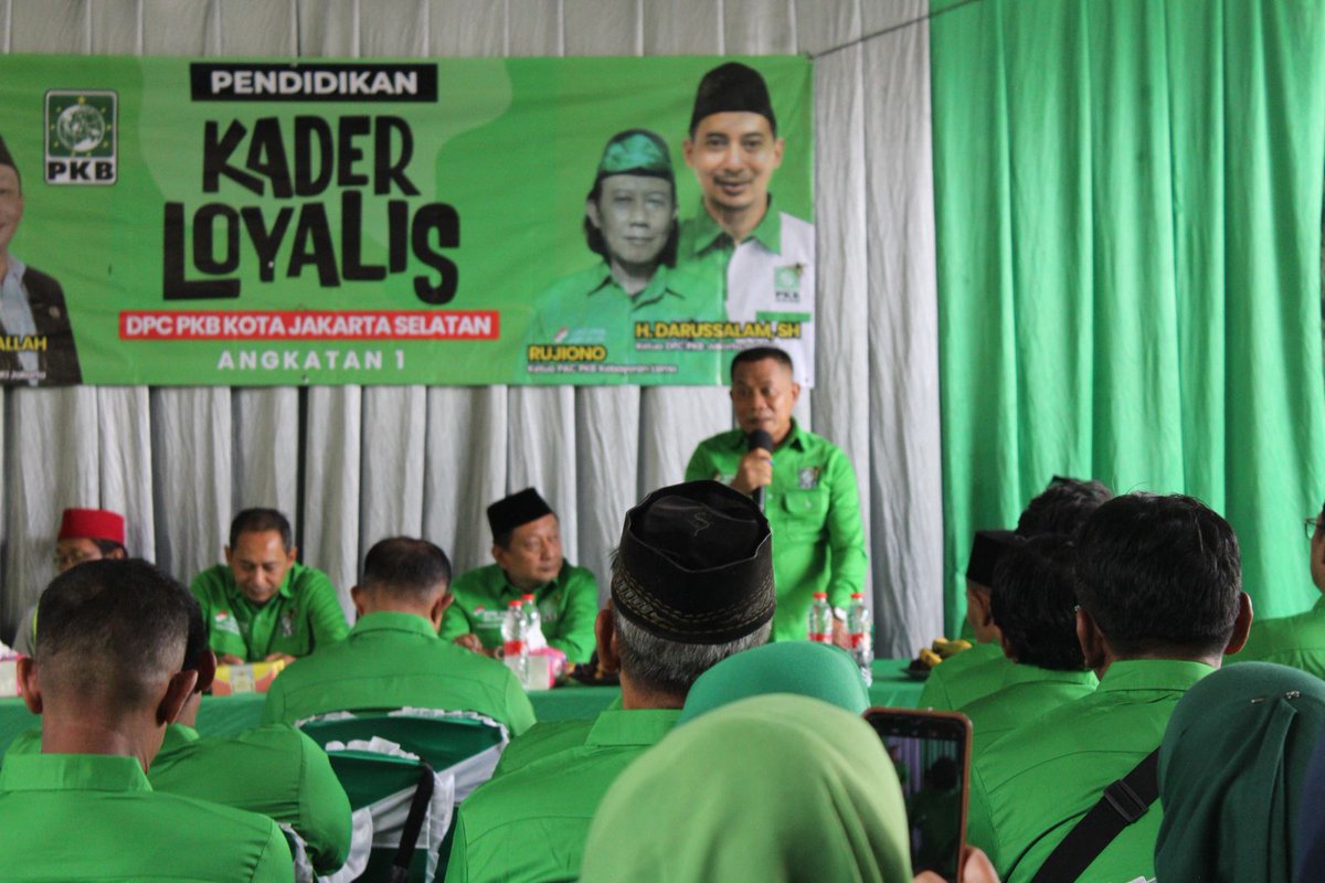 dpcpkbjaksel's tweet image. Pendidikan Kader Loyalis &quot;DPC PKB Jakarta Selatan&quot;

@hasbipkb @Alam_PKBJaksel @sutiknopkb

#kaderloyalis