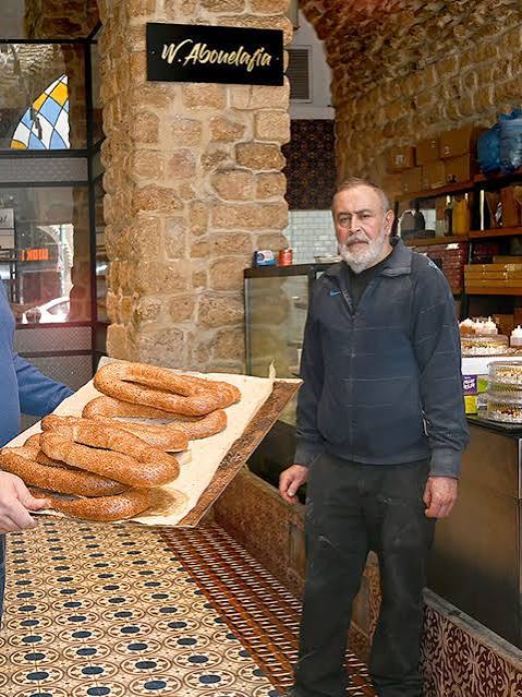 <a href="/wallahibro/">xaiver ghanem</a> Liar.
Tel Aviv is North of Jaffa.
Jaffa still exists, is still majority Muslim, and nobody stole anything. Every single thing the Jew bought was for full money. 
Till today,  many Arab restaurants and bakeries exist in Jaffa.
One well-known one is Abulafia bakery.  Opened in