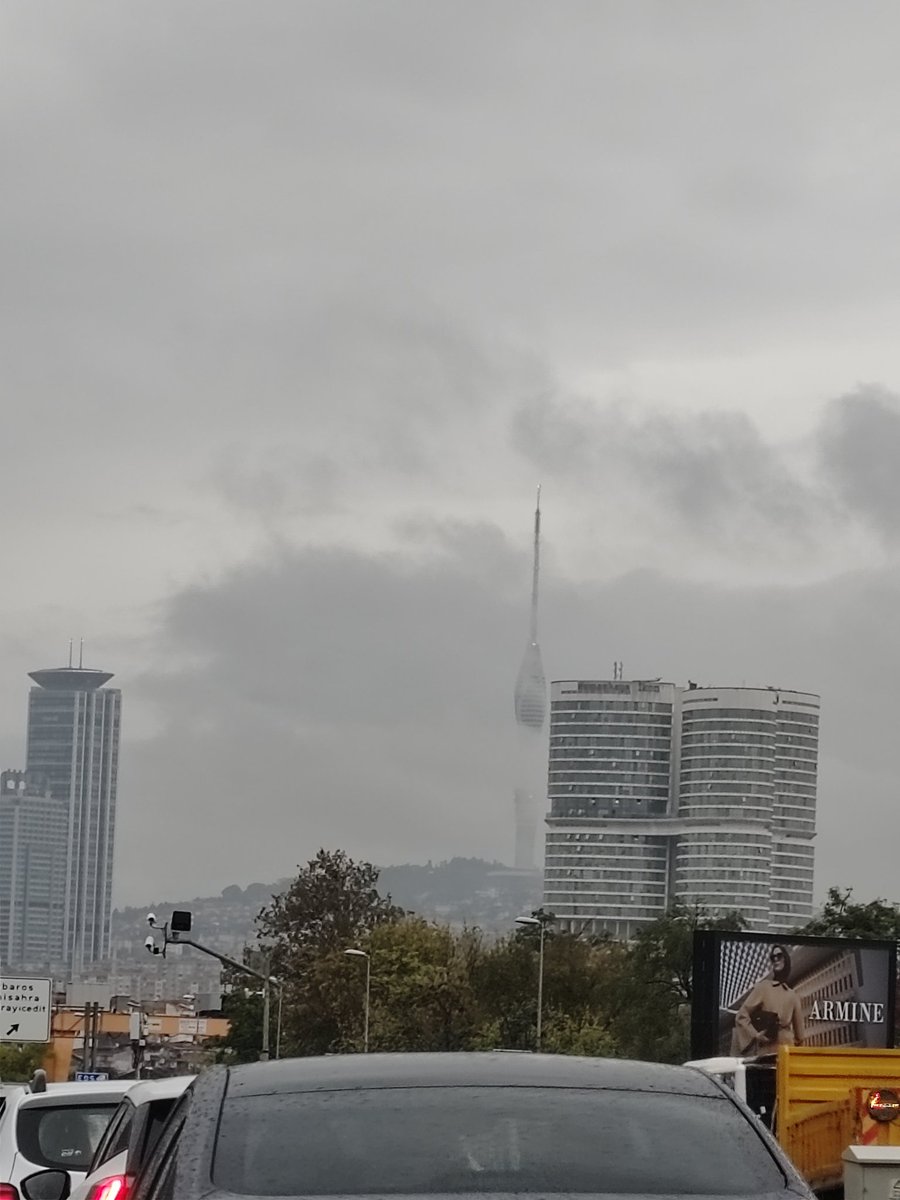 çamlıca kulesini gizlediği için sise teşekkür ederim