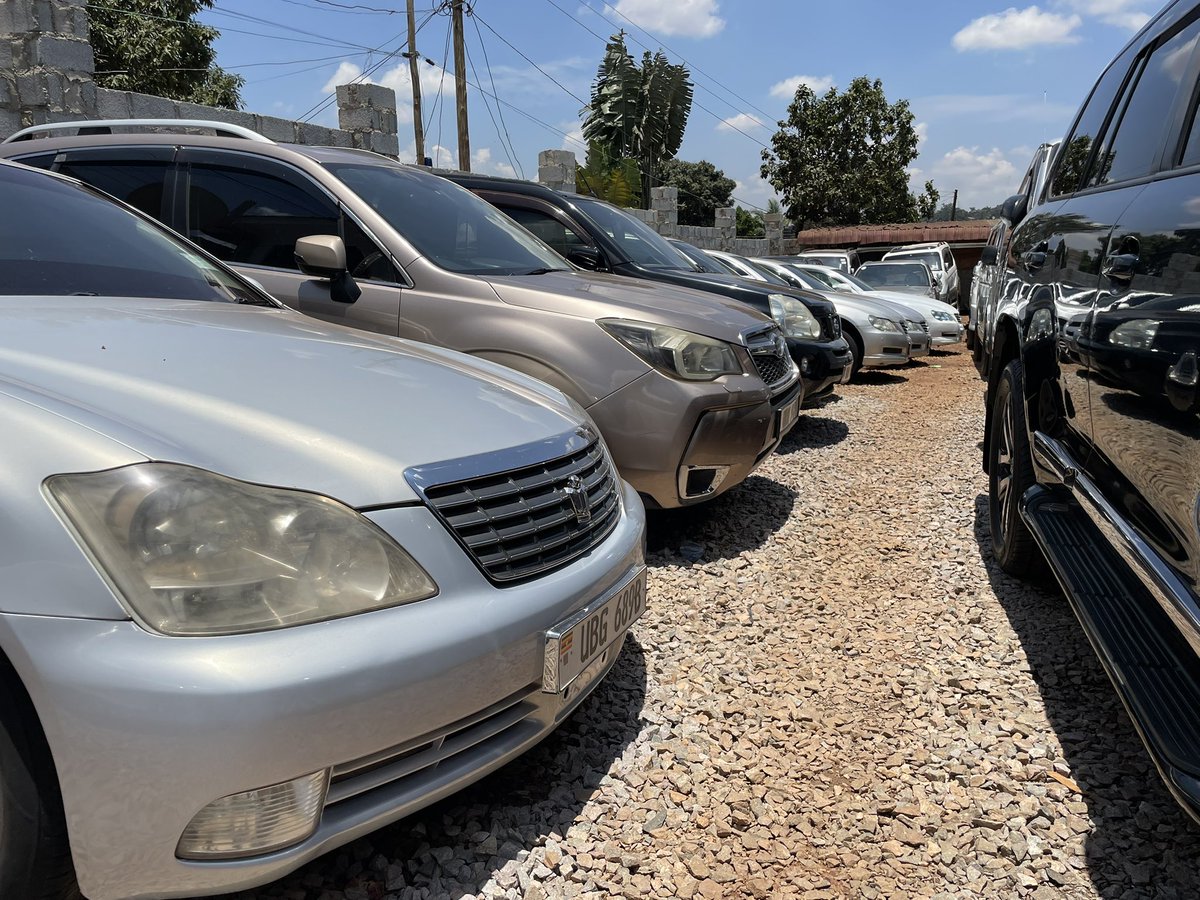 CK_investment's tweet image. CK investment, we deal in selling and buying both new and pre owned vehicles. We offer Authentic car deals with unbeatable prices with a flexible payment plan. We are located at Kabaka’njagala road opposite Gudi plaza near City Parents school.